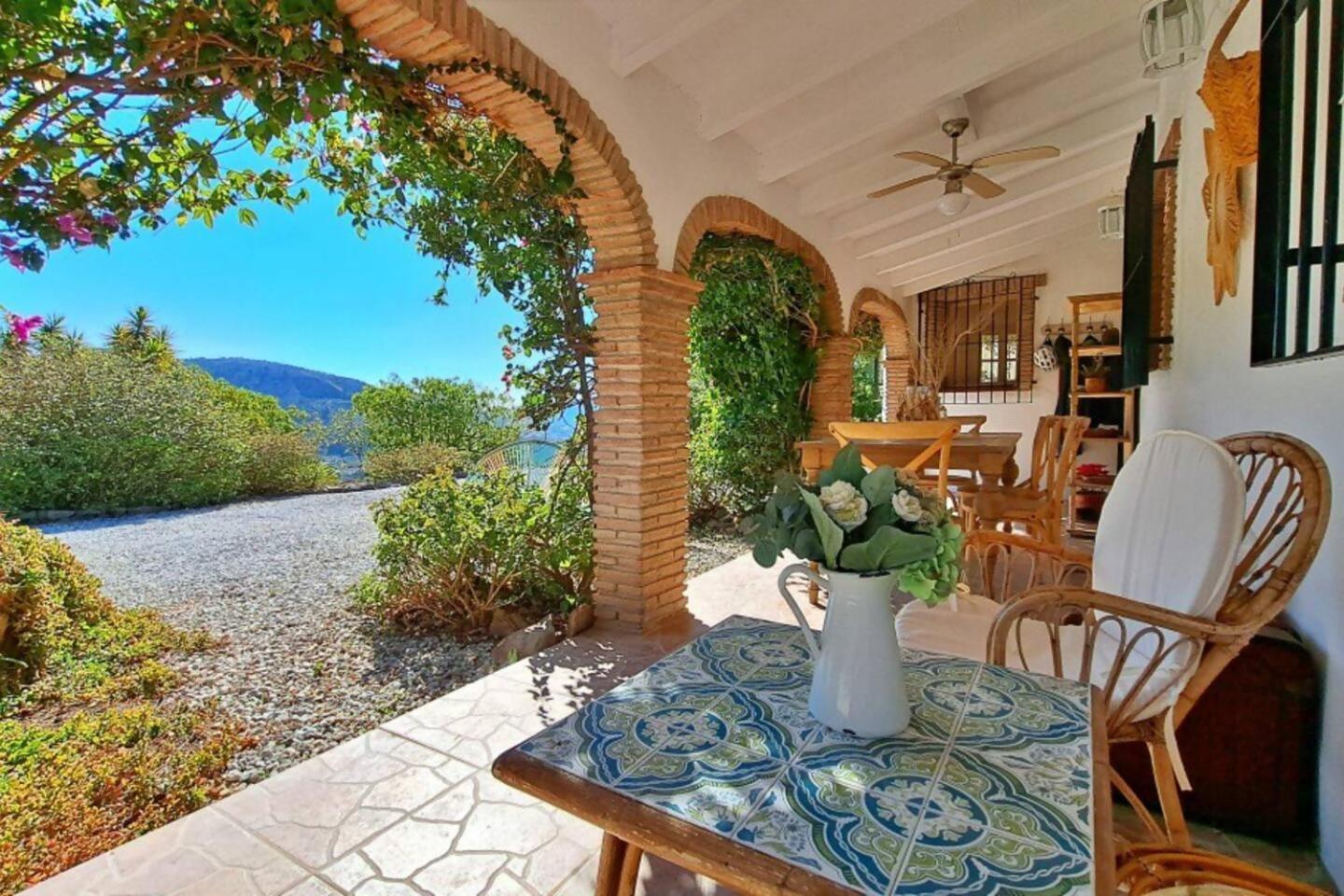La Perla Andaluza Alcaucín Exterior foto